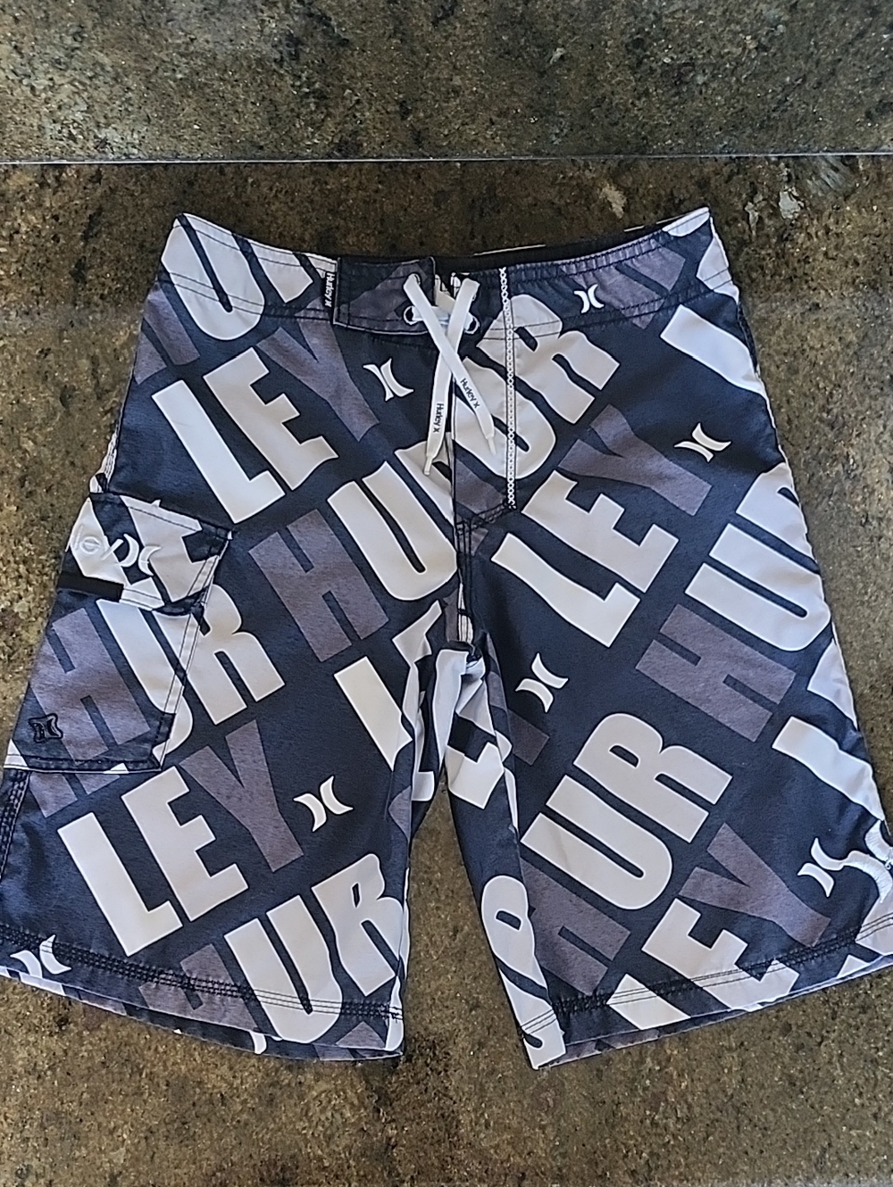 Hurley Youth Boys 10 Black & White Logo Print Board Shorts Surf Trunks Beachwear